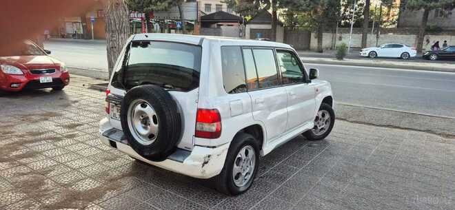 Mitsubishi Pajero io 2000, 234,123 km - 2.0 л - Bakı