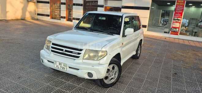 Mitsubishi Pajero io 2000, 234,123 km - 2.0 л - Bakı