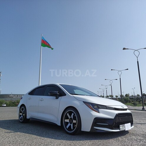 Toyota Corolla 2019, 182,000 km - 2.0 l - Bakı