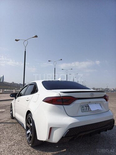 Toyota Corolla 2019, 182,000 km - 2.0 l - Bakı