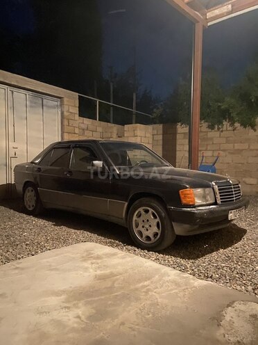 Mercedes 190 1992, 300,000 km - 2.0 l - Gəncə
