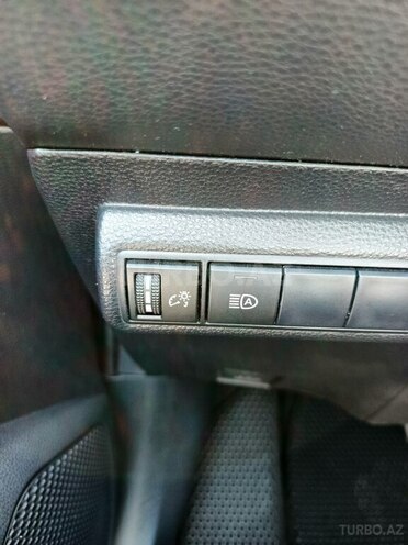 Toyota Corolla 2019, 182,000 km - 2.0 l - Bakı