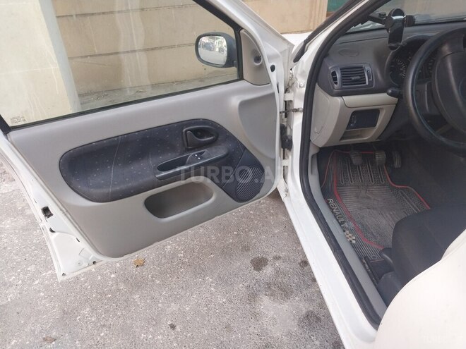 Renault Clio 2001, 209,565 km - 1.5 l - Balakən