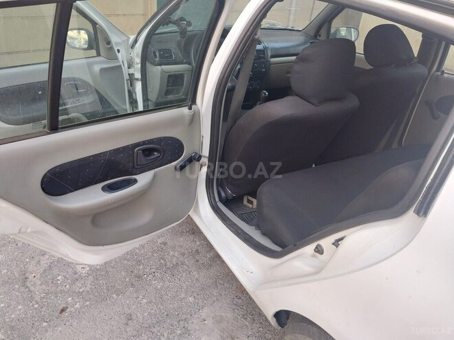 Renault Clio 2001, 209,565 km - 1.5 l - Balakən