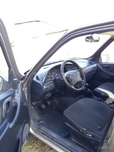 Chevrolet Niva 2008, 193,000 km - 1.7 l - Quba