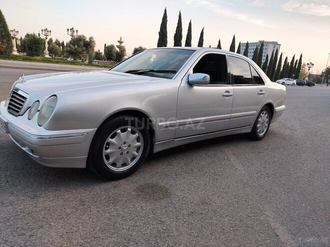 Mercedes E 240 1999, 312,880 km - 2.4 l - Gəncə