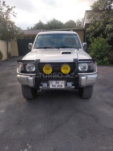 Mitsubishi Pajero 1995, 476,100 km - 2.8 l - Zaqatala