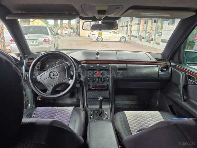 Mercedes E 240 1998, 234,123 km - 2.4 l - Bakı