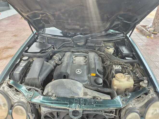 Mercedes E 240 1998, 234,123 km - 2.4 l - Bakı