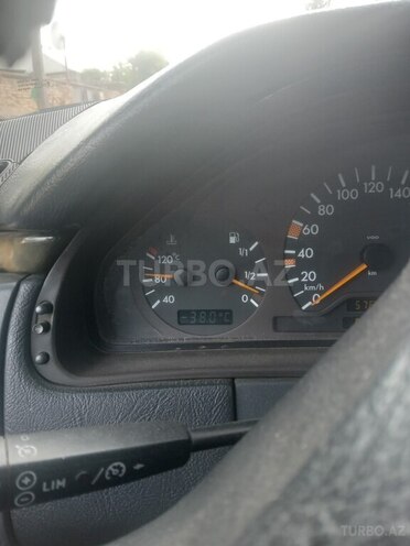 Mercedes E 220 d 2018, 600,000 km - 2.0 l - Gəncə