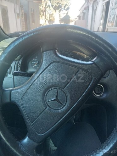 Mercedes E 220 d 2018, 600,000 km - 2.0 l - Gəncə