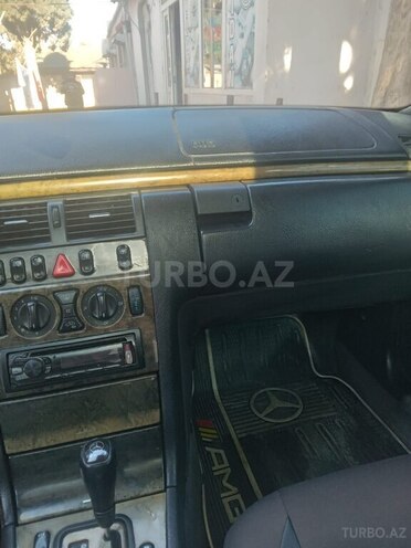 Mercedes E 220 d 2018, 600,000 km - 2.0 l - Gəncə