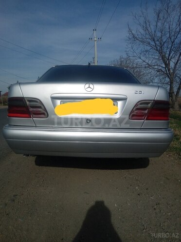 Mercedes E 220 d 2018, 600,000 km - 2.0 l - Gəncə