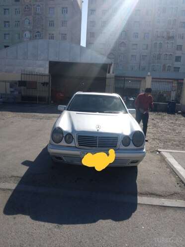 Mercedes E 220 d 2018, 600,000 km - 2.0 l - Gəncə
