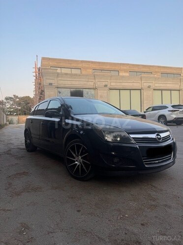 Opel Astra 2008, 260,000 km - 1.4 л - Bakı