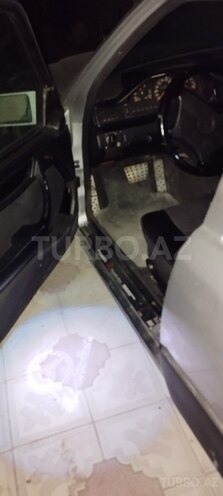 Mercedes E 220 1994, 483,470 km - 2.2 l - Bakı