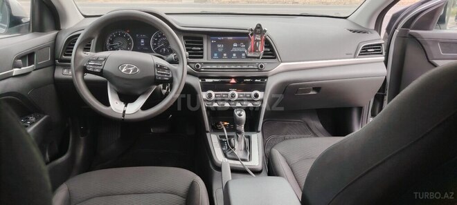 Hyundai Elantra 2019, 156,337 km - 2.0 l - Bakı