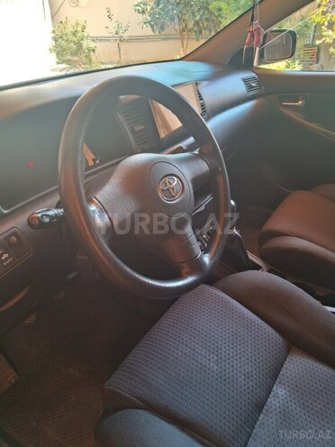 Toyota Corolla 2005, 310,000 km - 1.4 l - Bakı