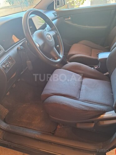 Toyota Corolla 2005, 310,000 km - 1.4 l - Bakı