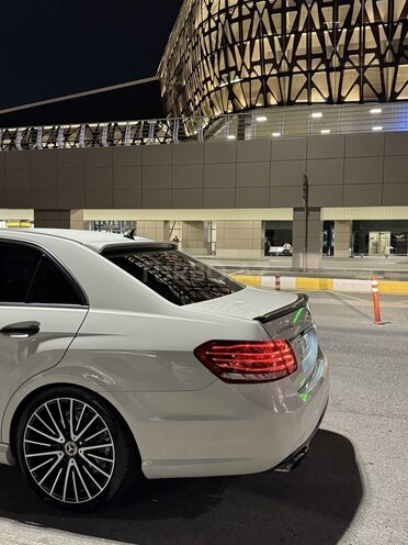 Mercedes E 200 2010, 280,000 km - 1.8 l - Bakı