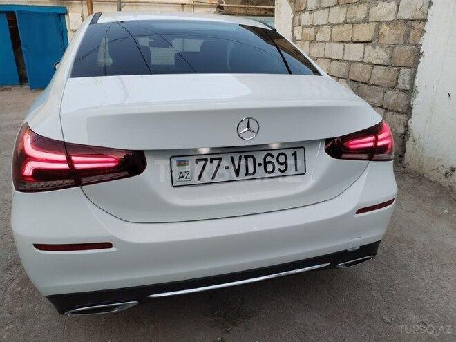 Mercedes  2019, 80,000 km - 2.0 l - Bakı