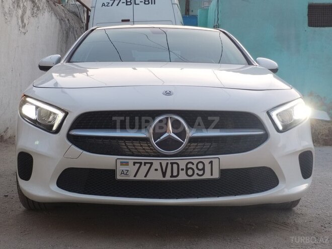 Mercedes  2019, 80,000 km - 2.0 l - Bakı