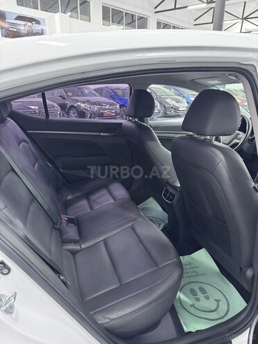Hyundai Elantra 2016, 173,000 km - 1.6 л - Sumqayıt