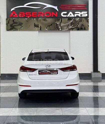 Hyundai Elantra 2016, 173,000 km - 1.6 л - Sumqayıt