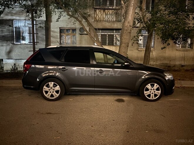 Kia  2009, 271,491 km - 1.6 l - Bakı