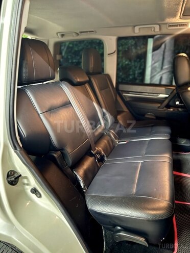Mitsubishi Pajero 2011, 223,846 km - 3.5 l - Bakı