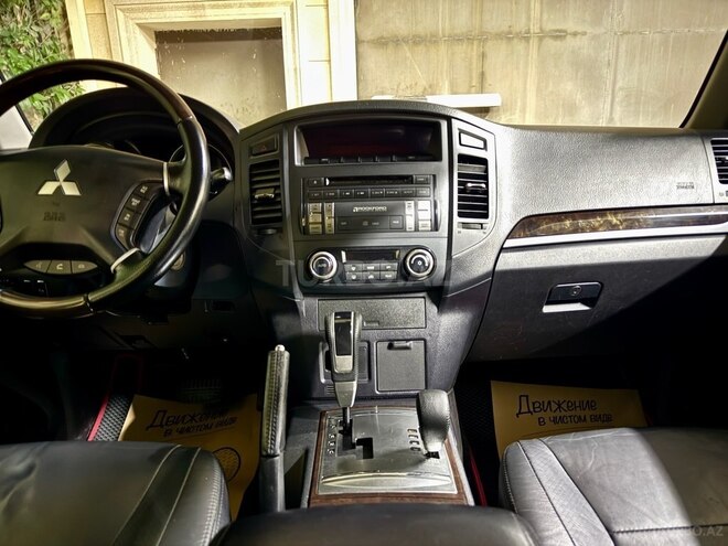 Mitsubishi Pajero 2011, 223,846 km - 3.5 l - Bakı