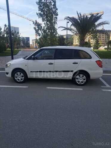 Skoda Fabia 2012, 392,000 km - 1.2 l - Bakı