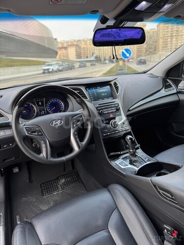 Hyundai Grandeur 2015, 203,000 km - 2.2 l - Bakı