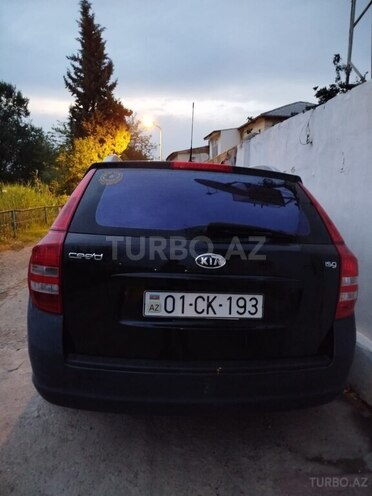 Kia  2009, 220,000 km - 1.4 l - Salyan