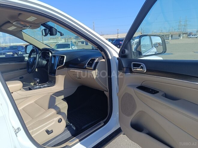 Jeep Grand Cherokee 2013, 250,000 km - 3.6 l - Sumqayıt