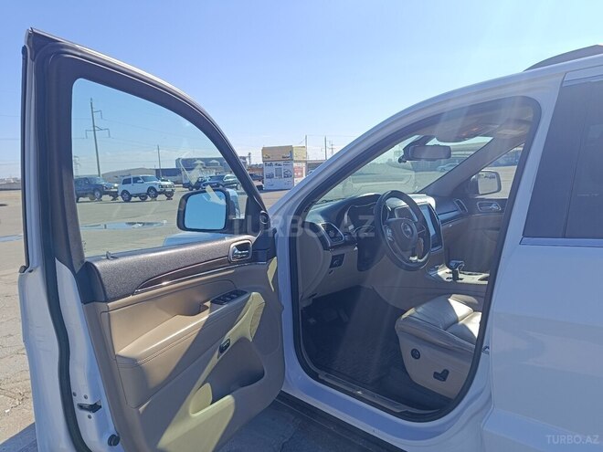 Jeep Grand Cherokee 2013, 250,000 km - 3.6 l - Sumqayıt