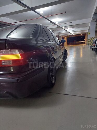 BMW 525 2001, 311,000 km - 2.5 l - Bakı
