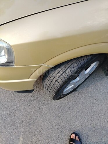 Opel Astra 2005, 341,559 km - 1.4 л - Balakən