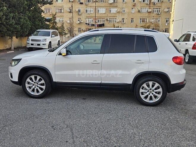 Volkswagen Tiguan 2010, 213,482 km - 2.0 л - Bakı