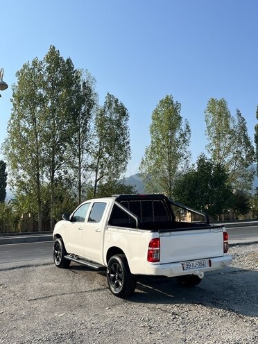 Toyota Hilux 2008, 753,000 km - 2.5 л - Bakı