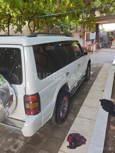 Mitsubishi Pajero 1994, 420,000 km - 2.8 l - Bakı