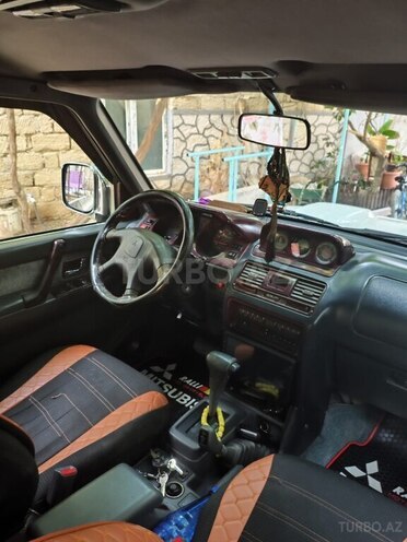 Mitsubishi Pajero 1994, 420,000 km - 2.8 l - Bakı
