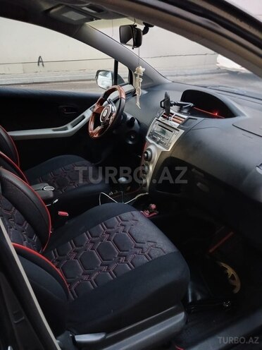Toyota Yaris 2008, 160,000 km - 1.3 l - Bakı