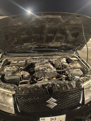 Suzuki Grand Vitara 2007, 300,000 km - 2.0 л - Bakı