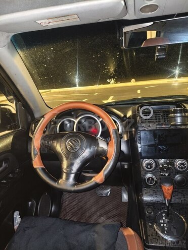 Suzuki Grand Vitara 2007, 300,000 km - 2.0 л - Bakı