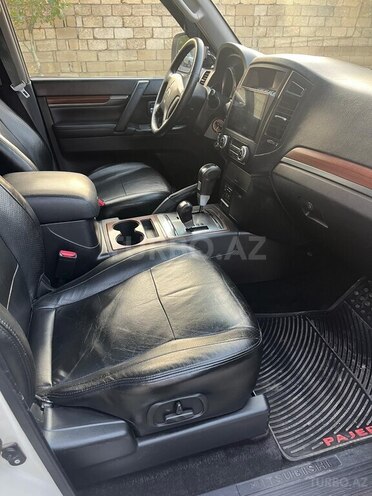 Mitsubishi Pajero 2008, 240,000 km - 3.0 l - Sumqayıt