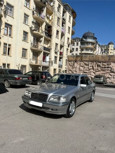 Mercedes C 240 1999, 260,000 km - 2.4 л - Bakı