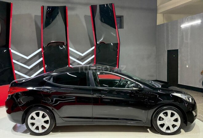 Hyundai Elantra 2011, 260,000 km - 1.8 л - Sumqayıt