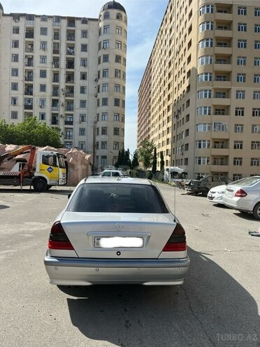 Mercedes C 240 1999, 260,000 km - 2.4 л - Bakı
