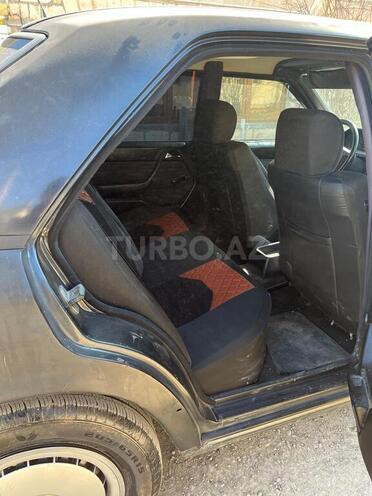 Mercedes 250 D 1987, 320,000 km - 2.5 l - Qazax